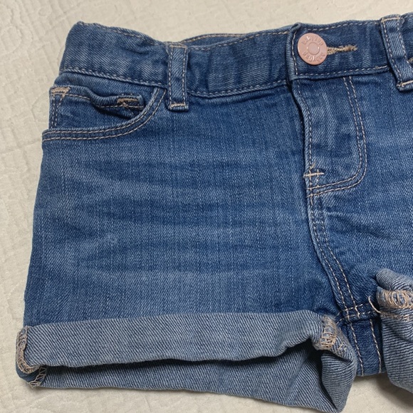 3T (4/$20) Stretch Denim Jean Shorts by Gap - Picture 3 of 9